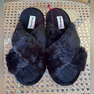 Black Dearfoams Slippers size S 5/6